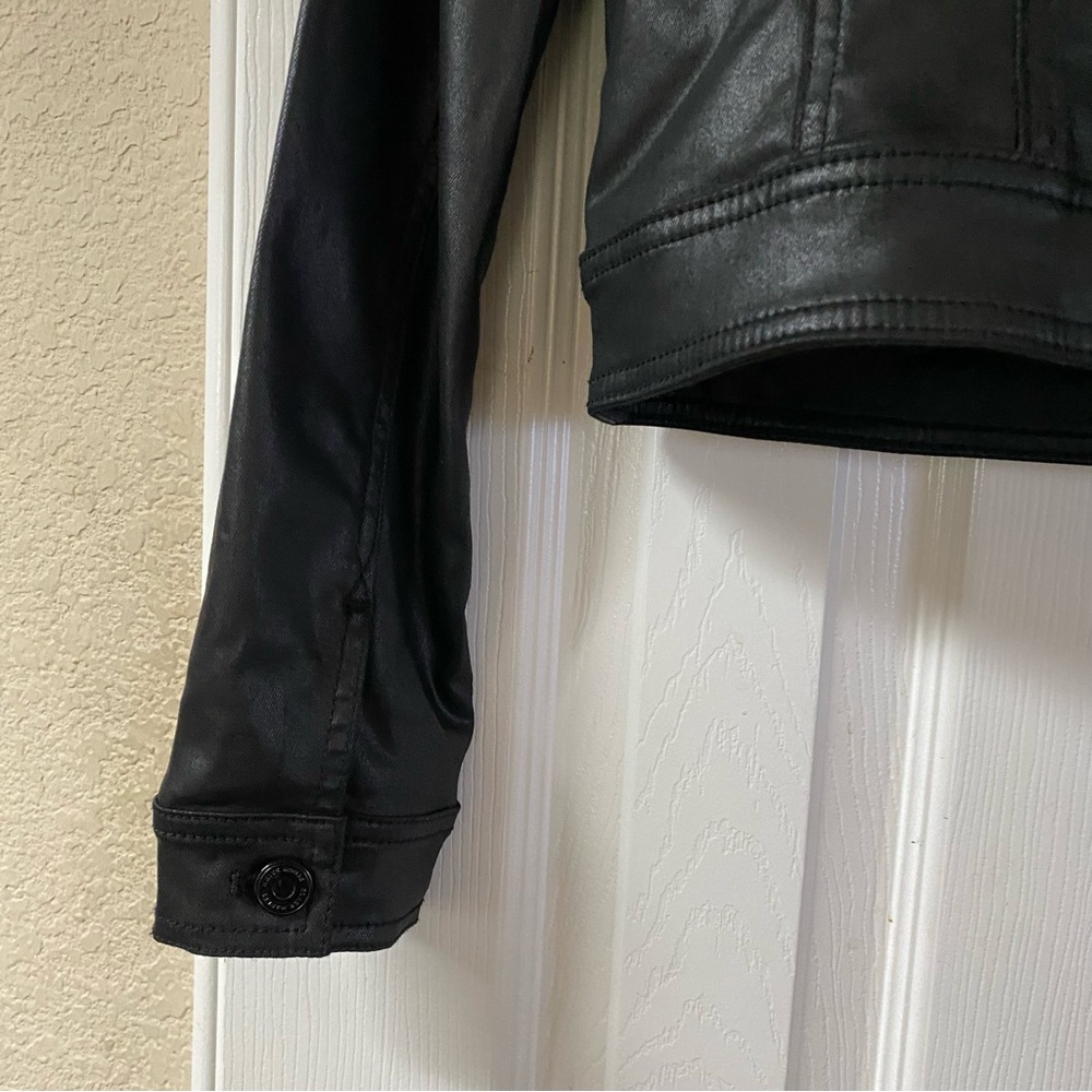 White House Black Market Coated Denim Classic Cropped Faux Leather Jacket Size 4 - Picture 13 of 16